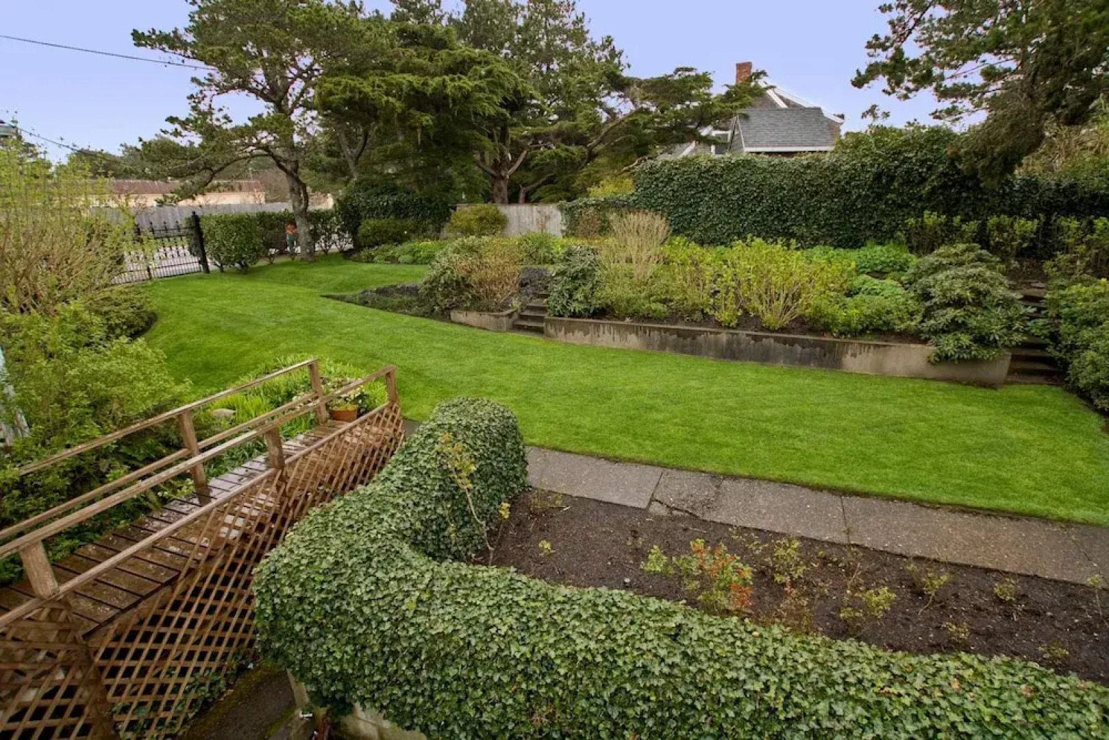 Pacific Way Villa 4 Br home by RedAwning