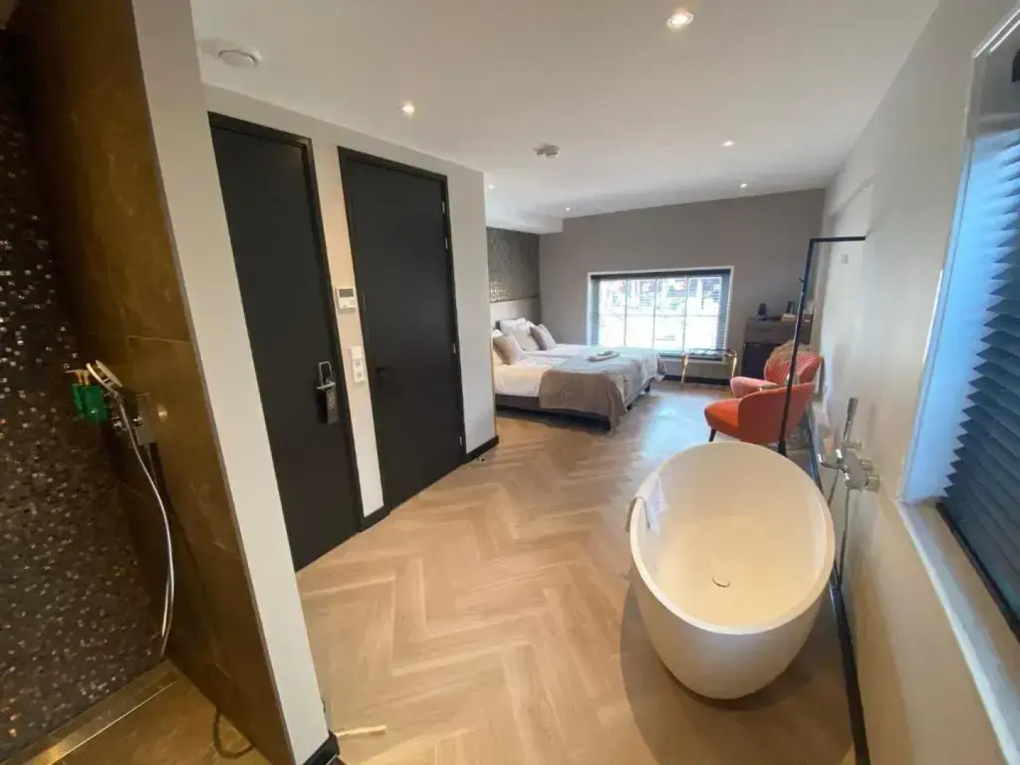 Harbour Suites Boutique Hotel