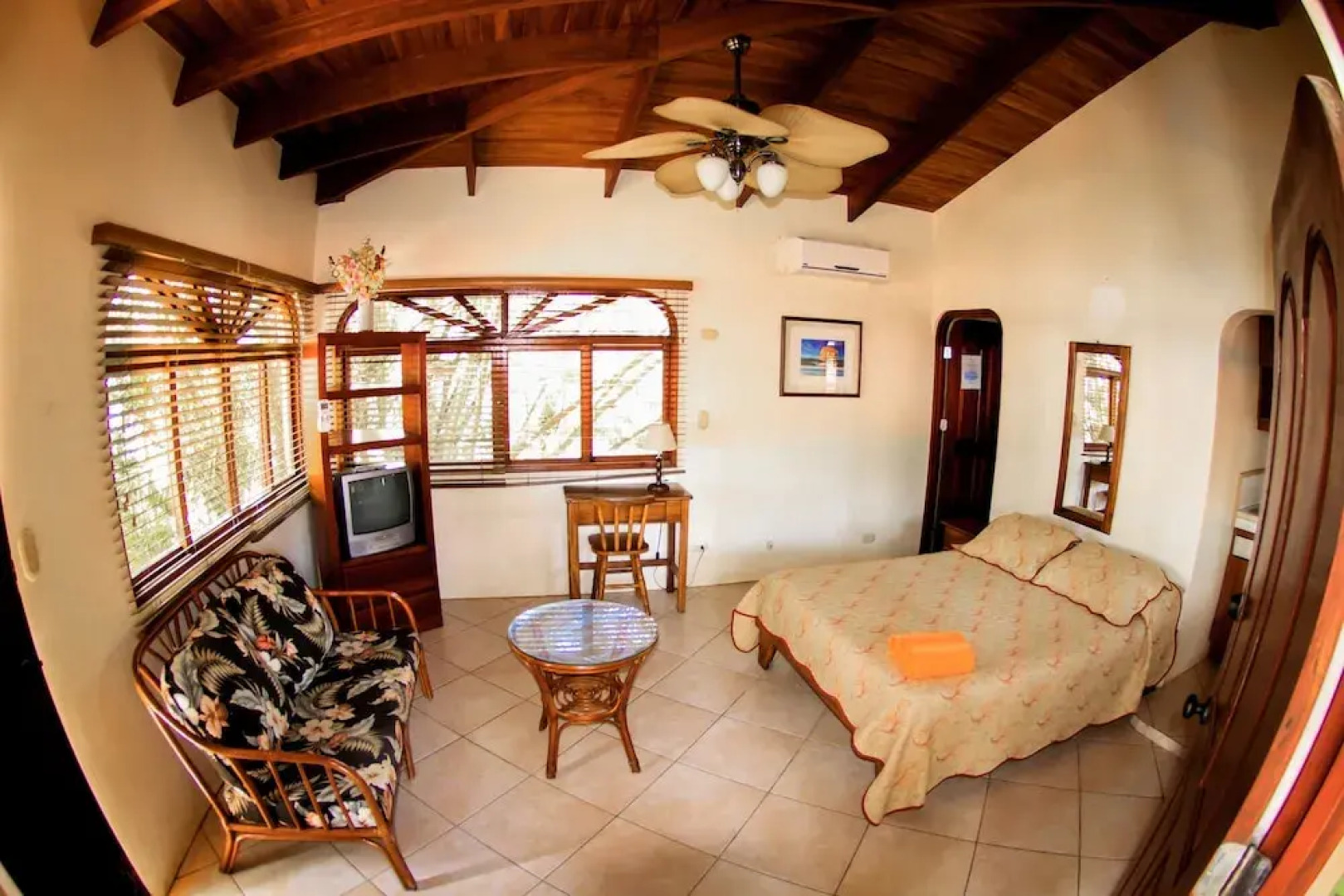 Marea Brava Hotel & Villas