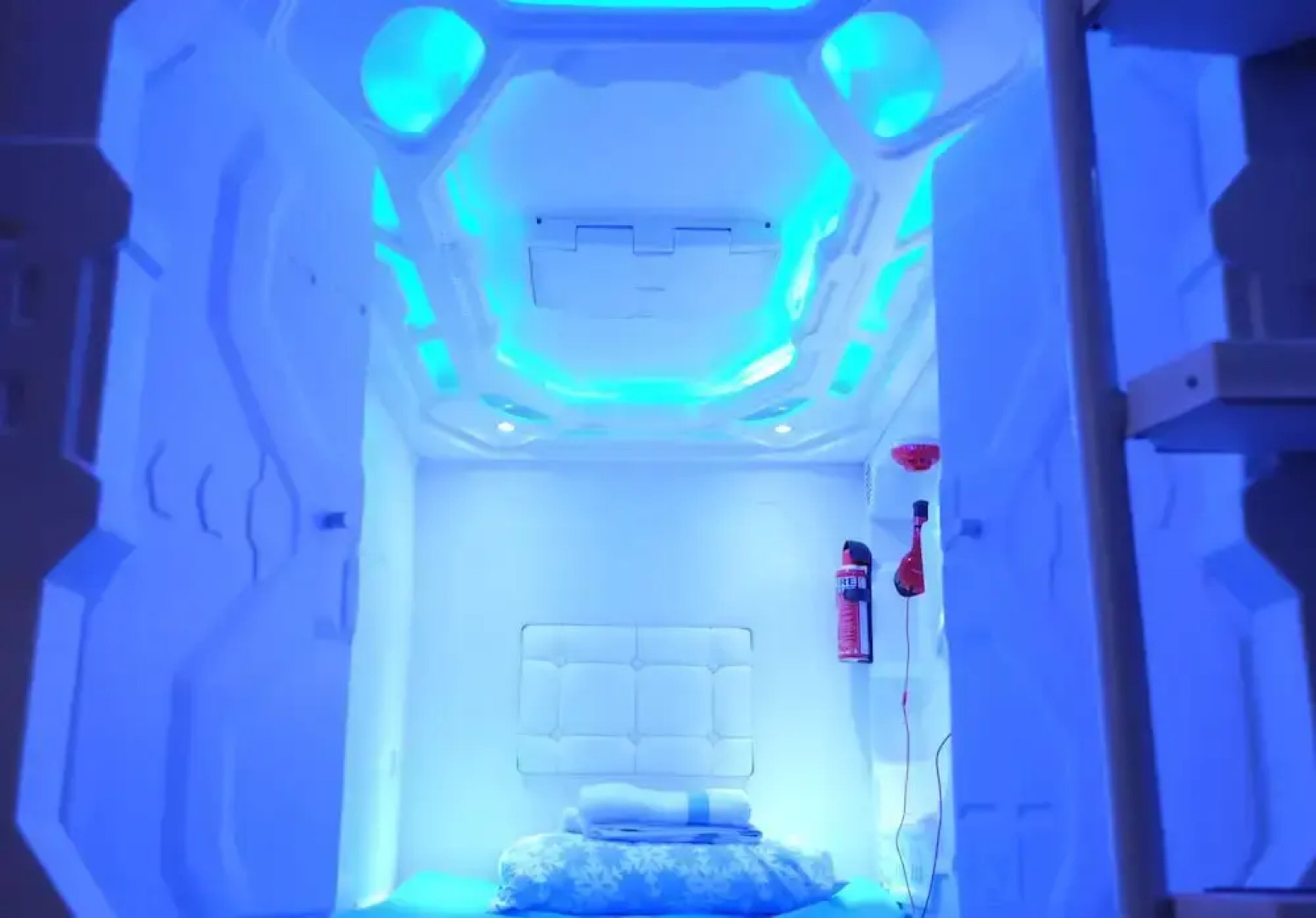 RedDoorz Hostel @ Capsule Inn Medan