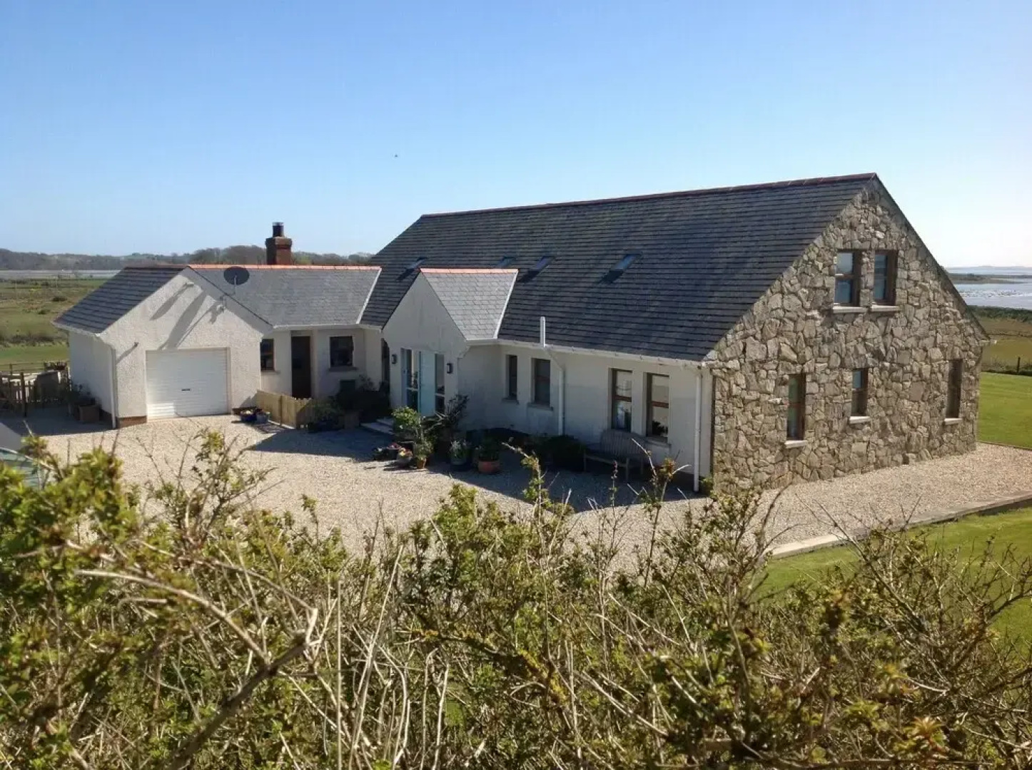 Shoreline at Mount Stewart B&B