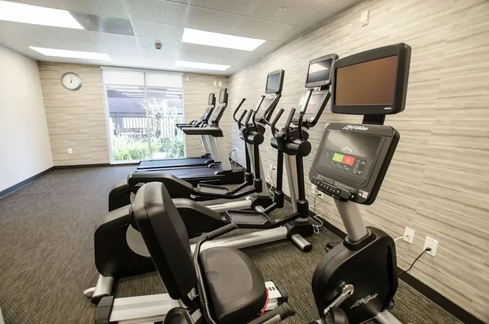 Courtyard Ventura Simi Valley