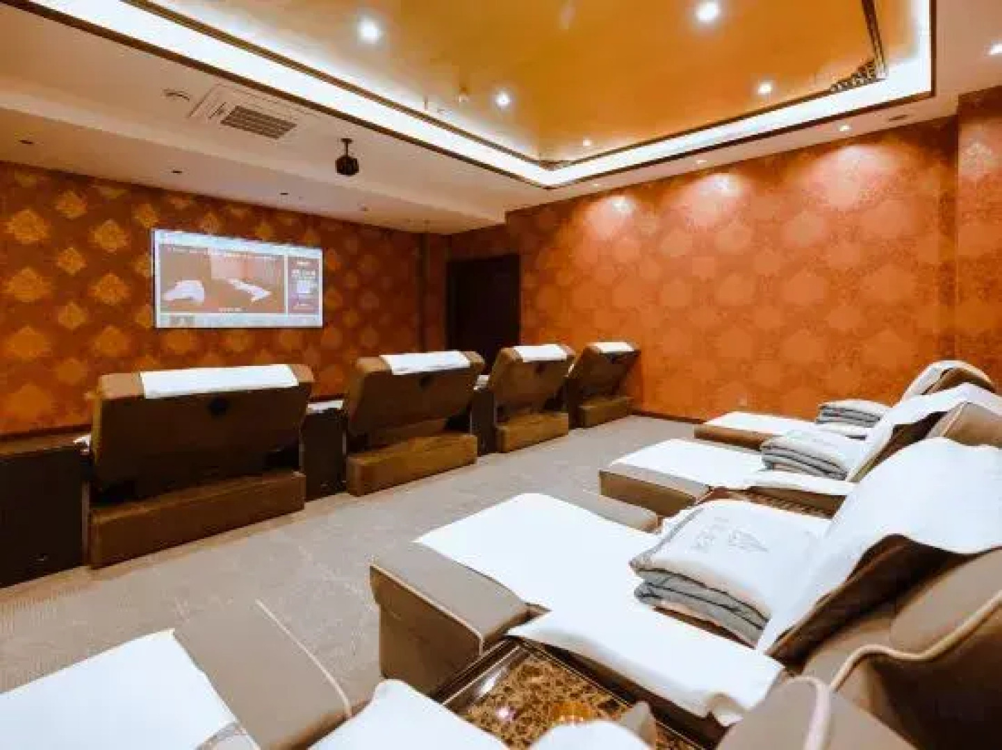 James Joyce Coffetel Ruipin Hotel (Zhangzhou Panhua City Plaza)