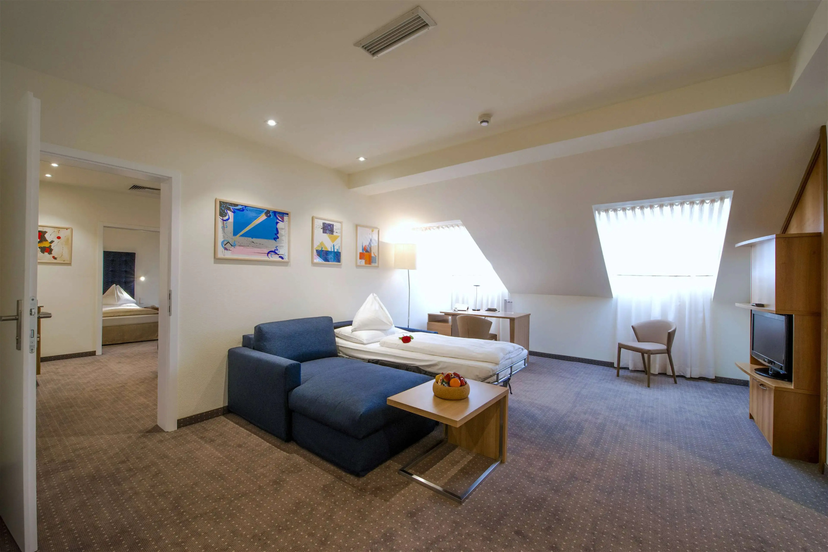 HiLight Suites Hotel