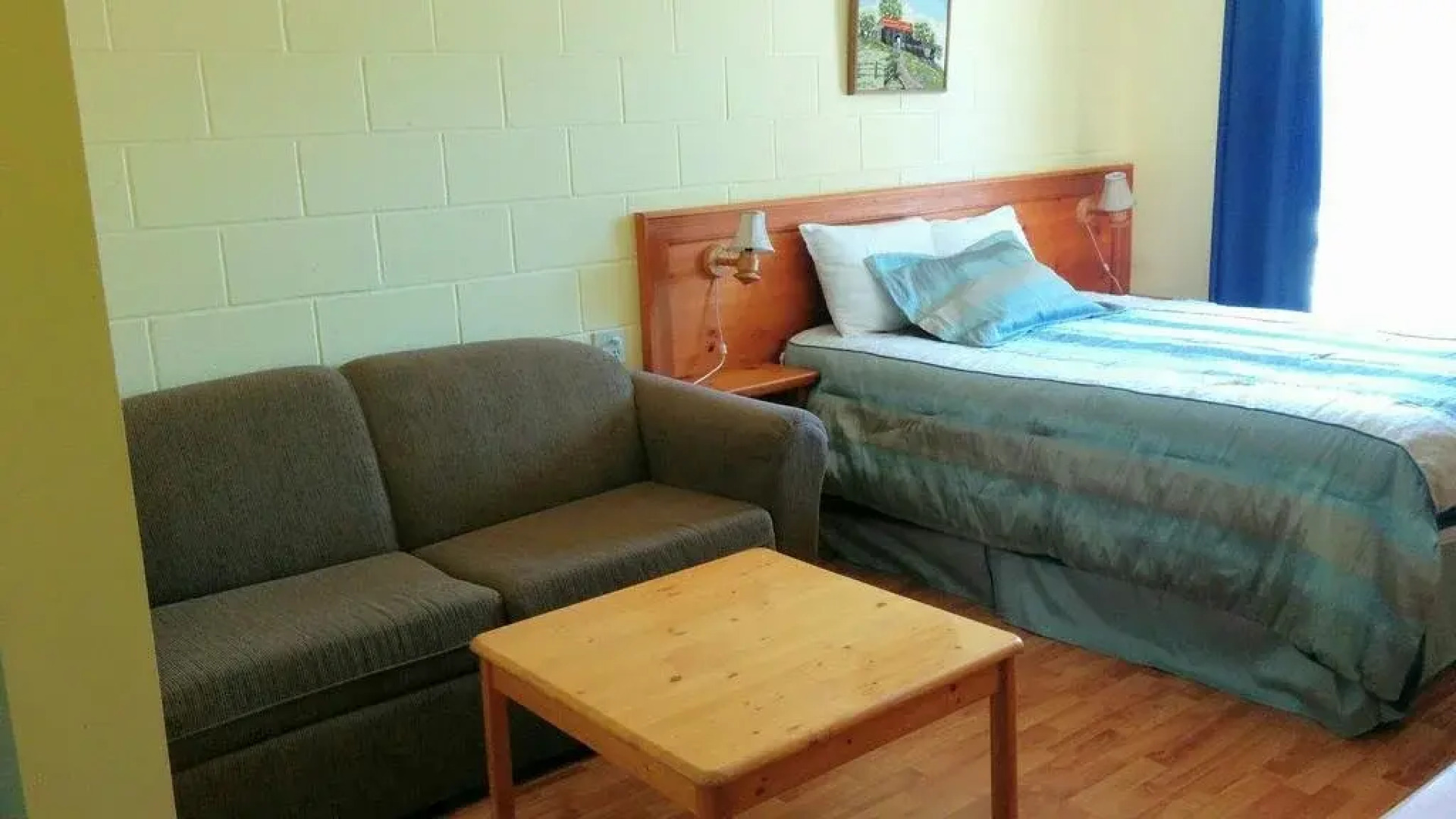 Westport Station Motel