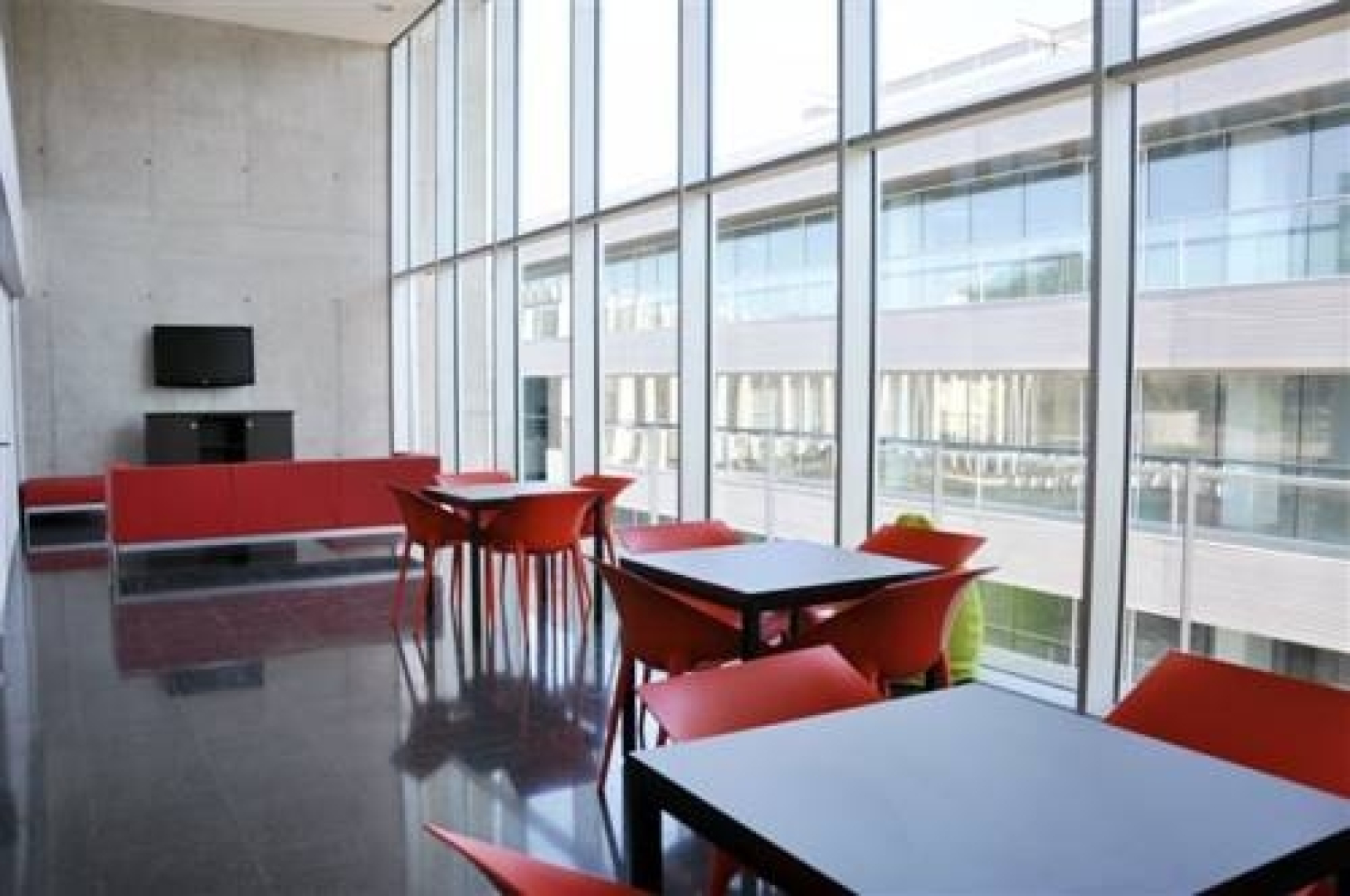 Residencia Universitaria Resa Roberto de Nobili