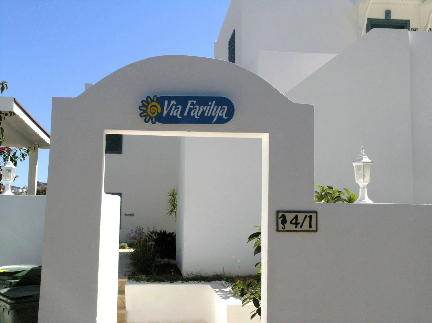 Via Farilya Hotel