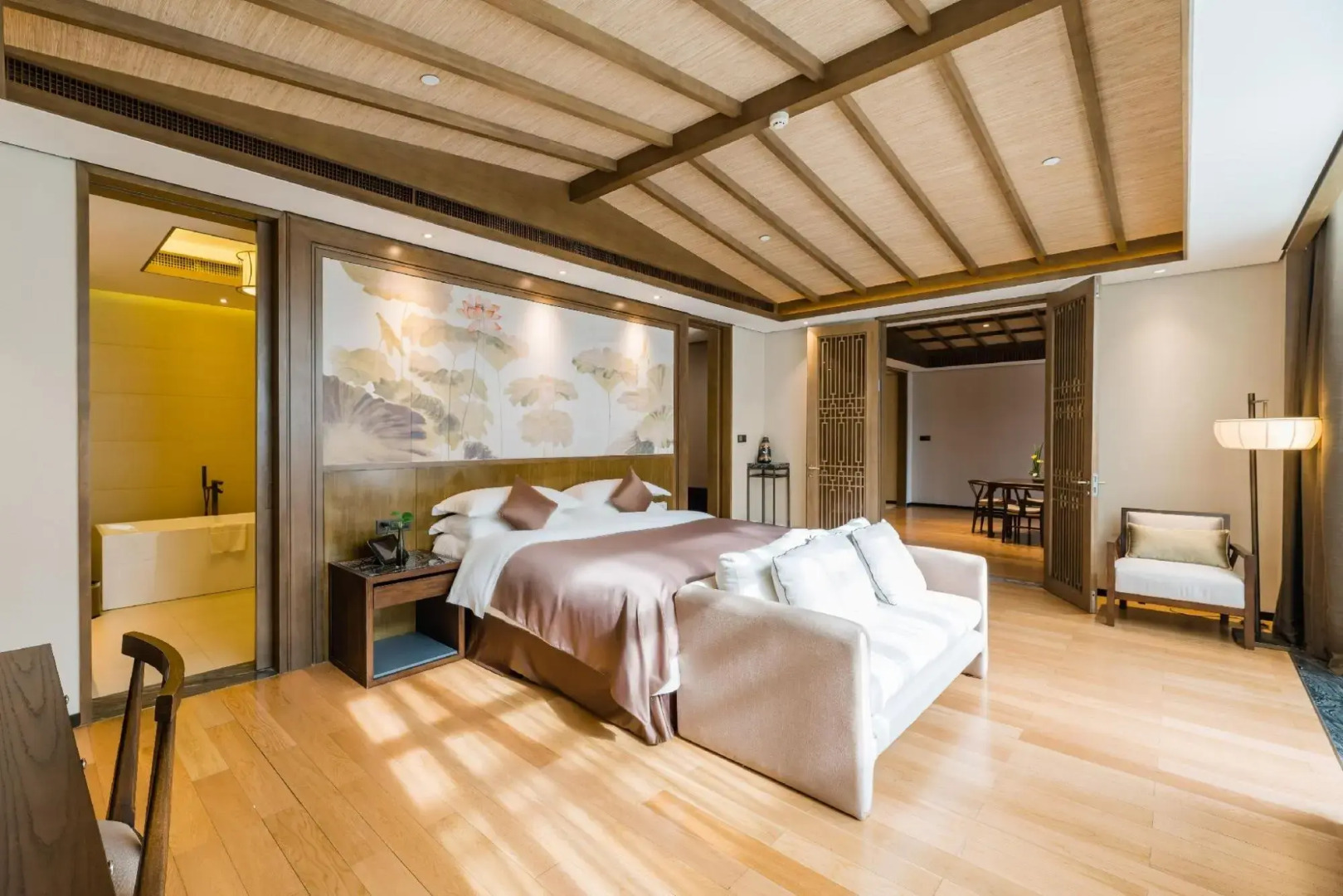 S & N International Hotel Linhai