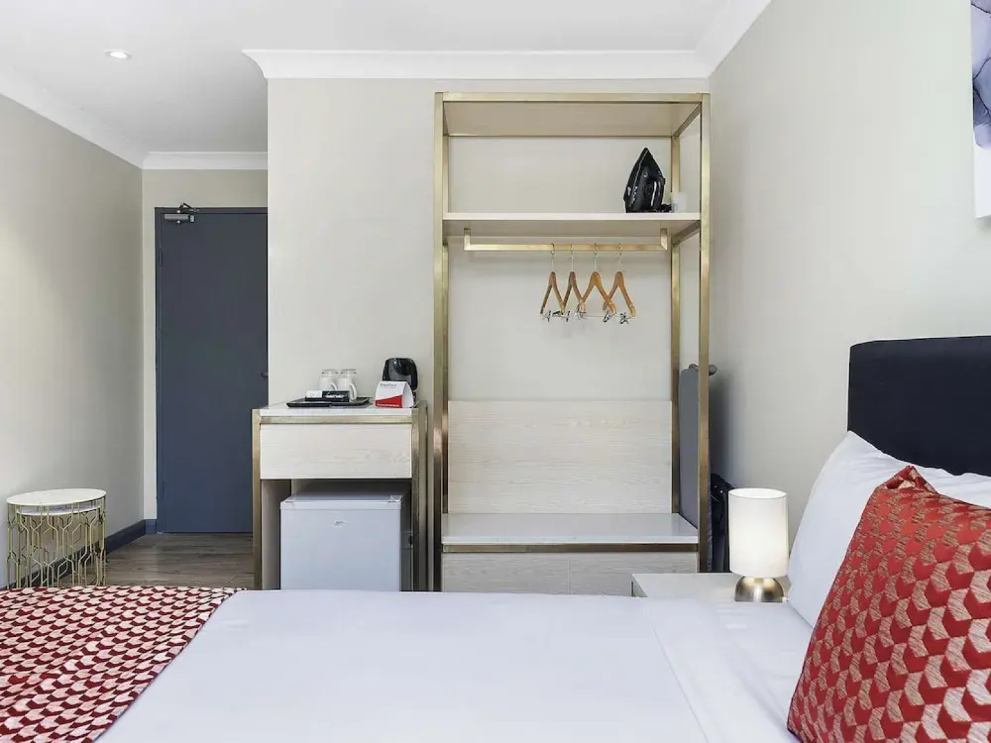 BreakFree on Broadway Sydney