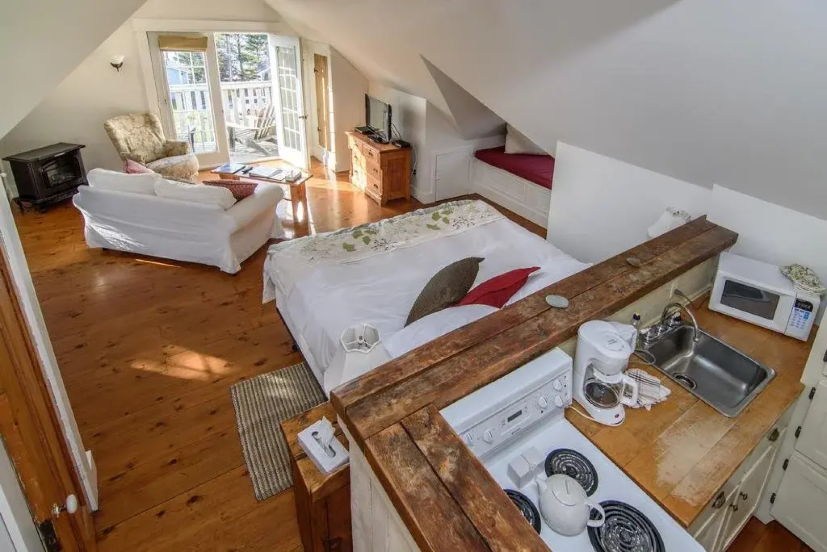 Oceanstone Seaside Resort