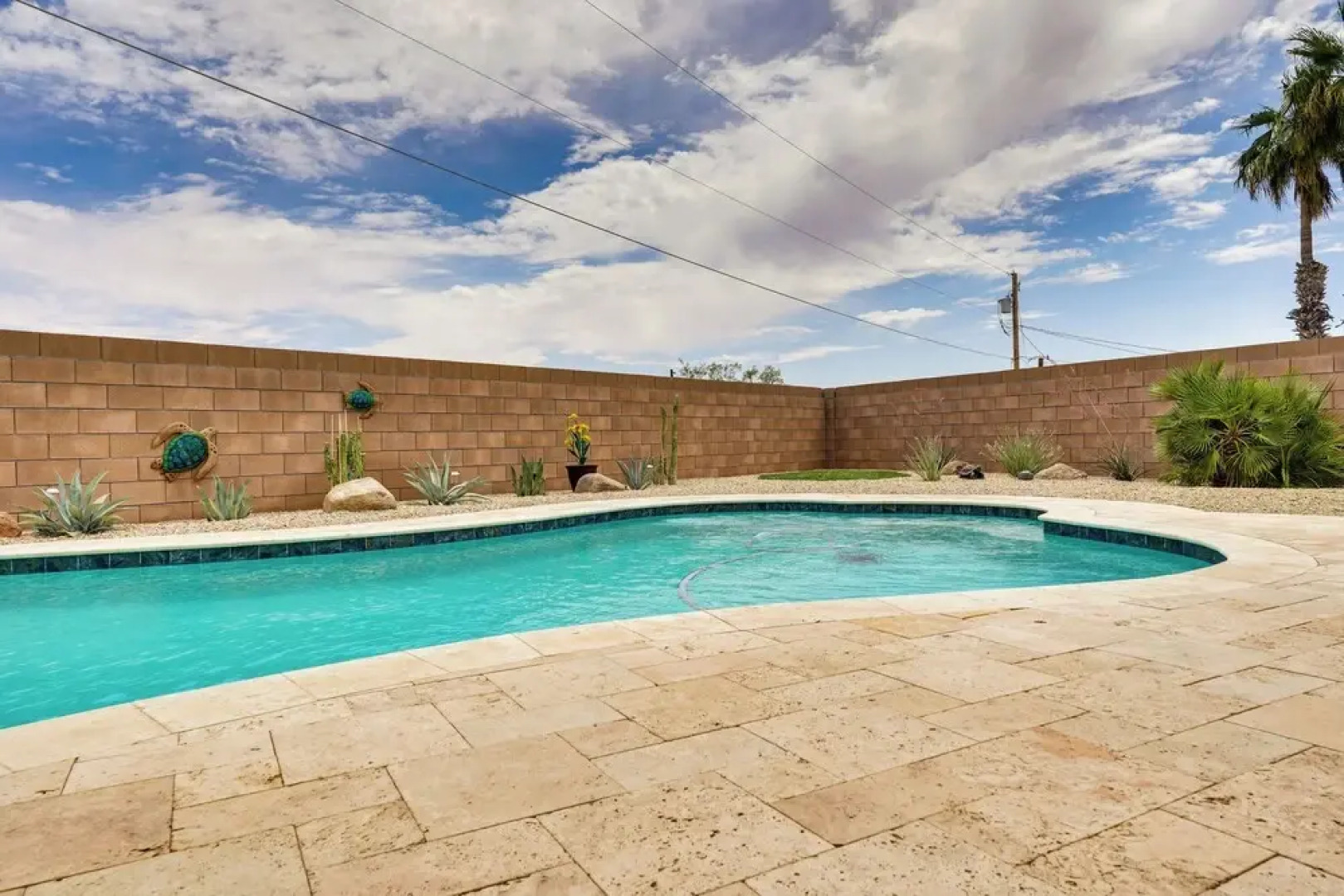 4 Mi to Lake Access: Home w/ Lake & Mtn Views!