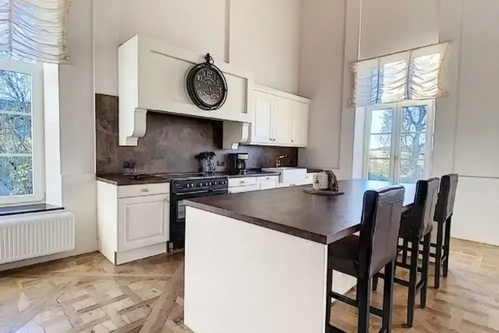 Elegant Hillside Mansion