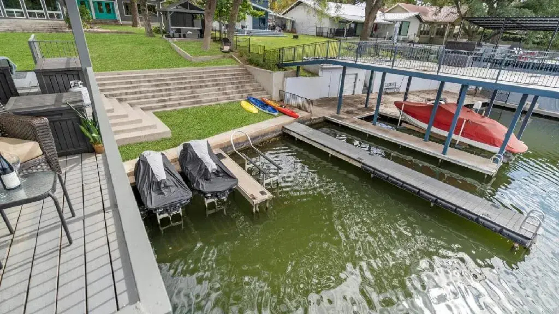 Lubinberry Lakeside Waterfront Home Hot Tub Boat Slip Jet Ski Lift