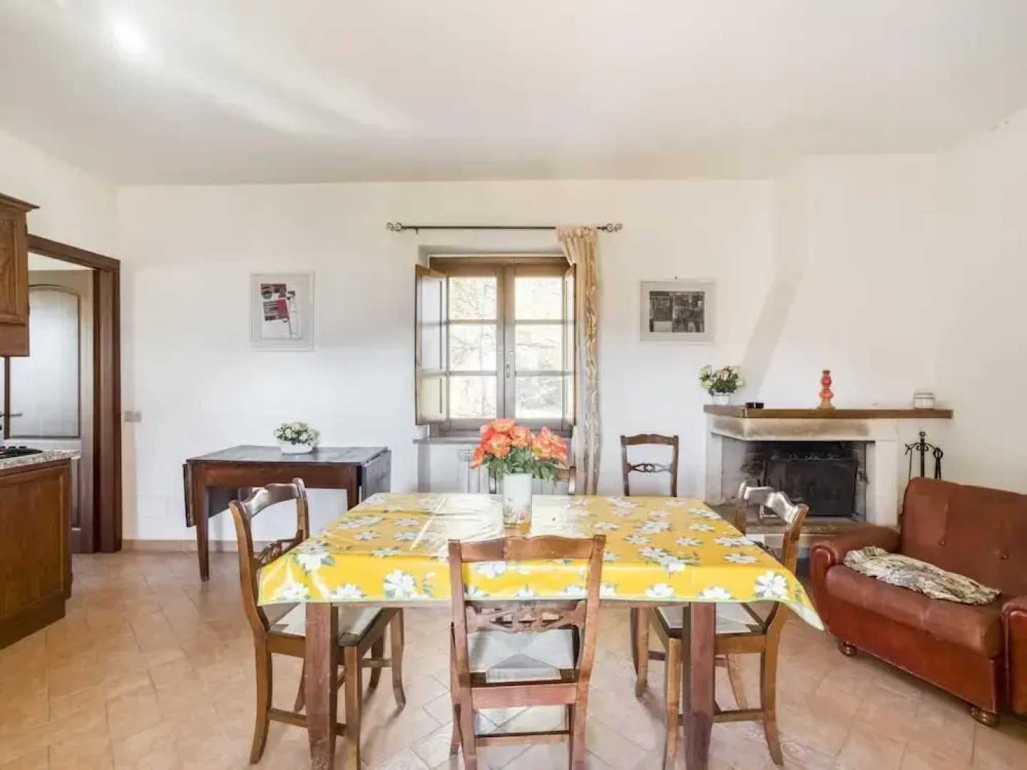 Apartment Near Donatello Sculpture