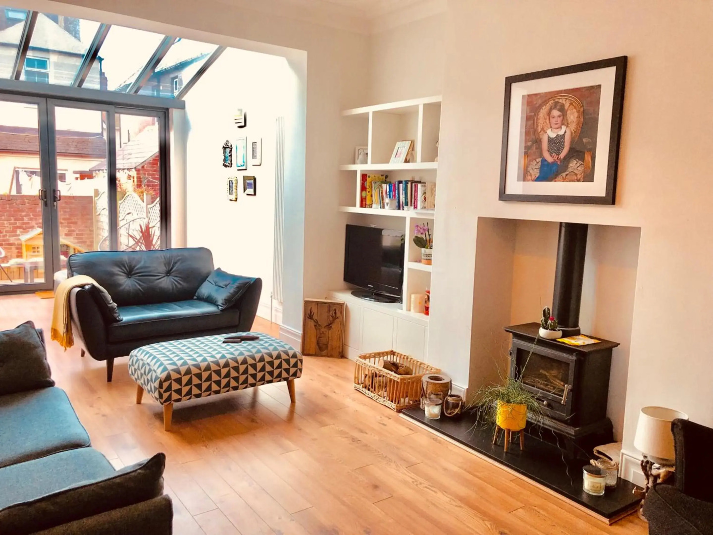 LUXURY Coastal 4 Bed FAMILY Home In Whitley Bay - 5 Mins To The Beach - Sleeps 9