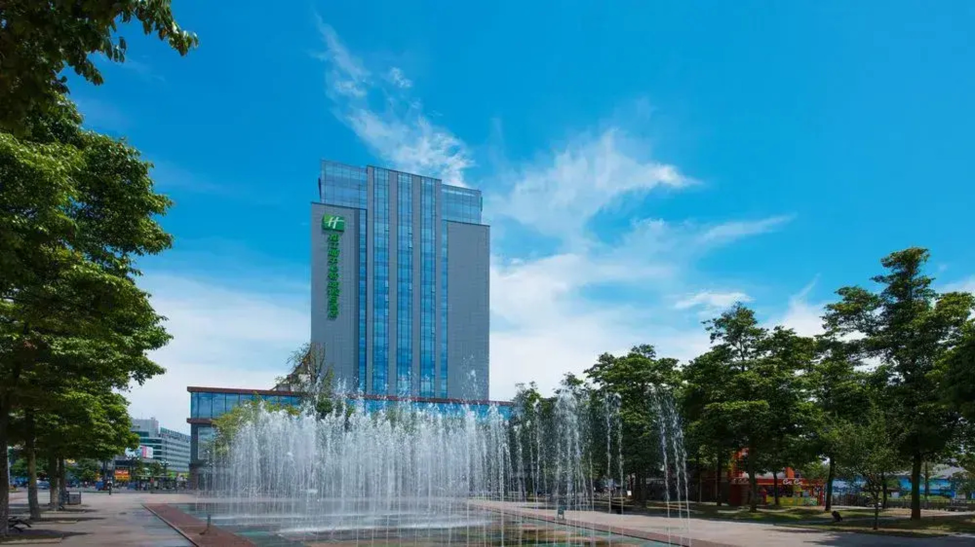 Holiday Inn Express Dujiangyan Downtown