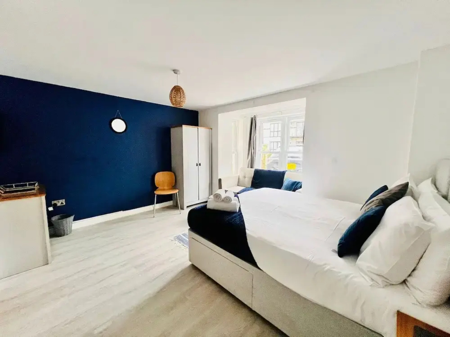 Tanzanite Apartment in Cambridge