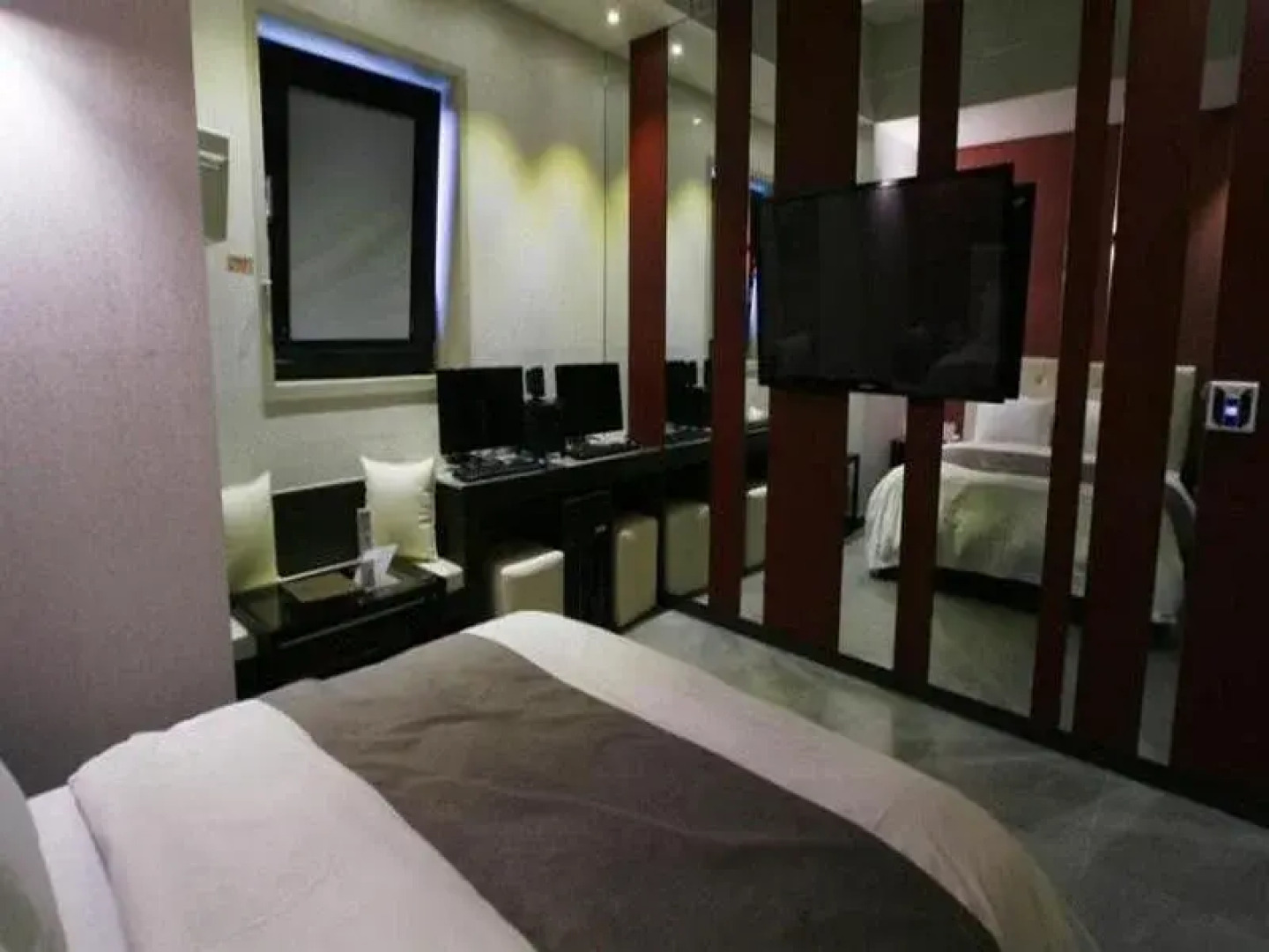 Hotel Myeongjak, Suwon