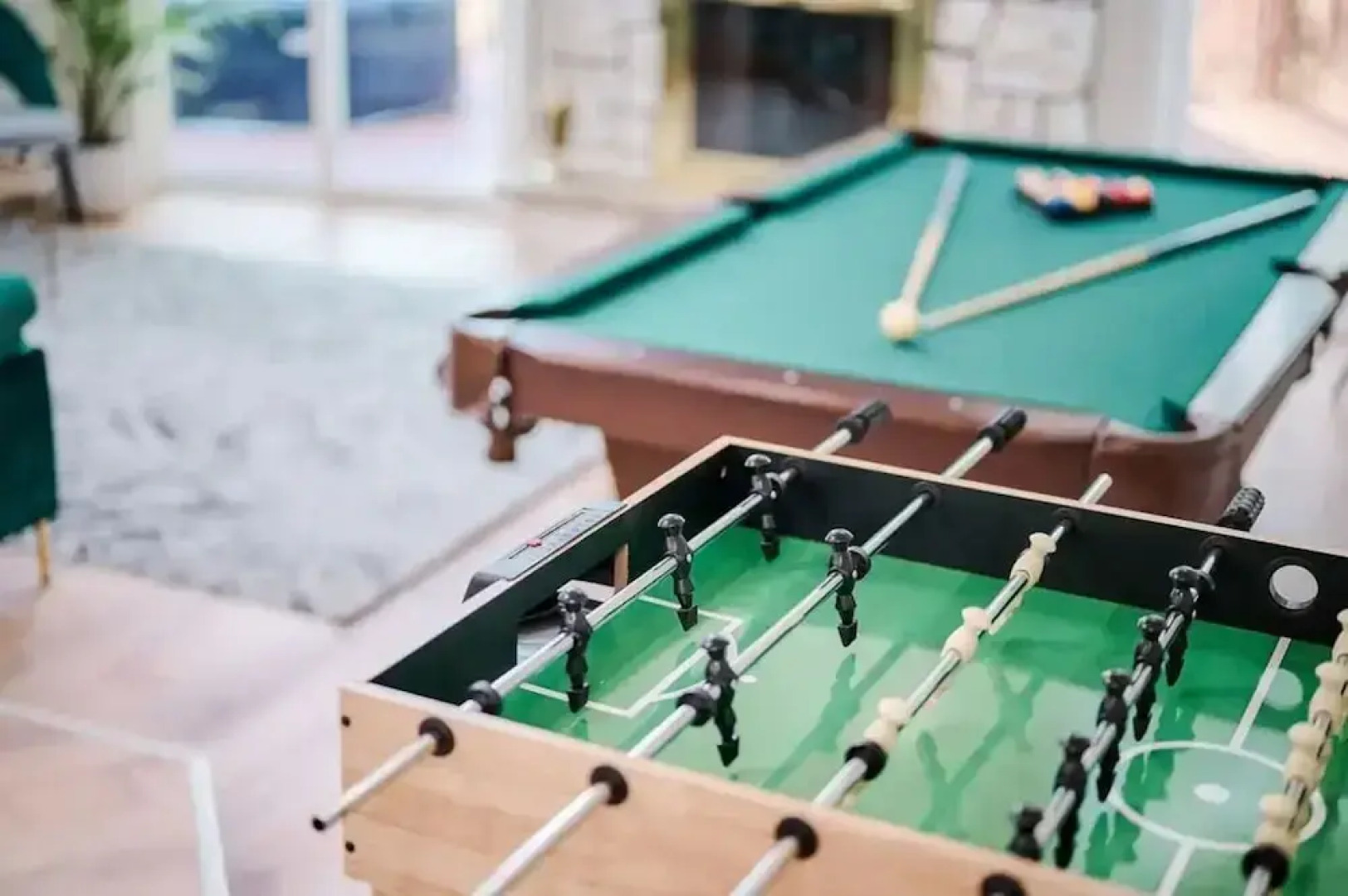 Luxury Family Escape Hottub/sauna/billiard/pool 4 Bedroom Home by RedAwning