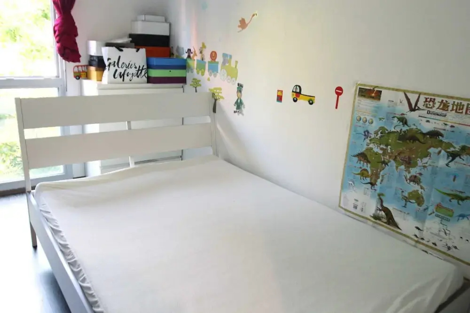 Beautiful Apartment With Balcony Near Paris