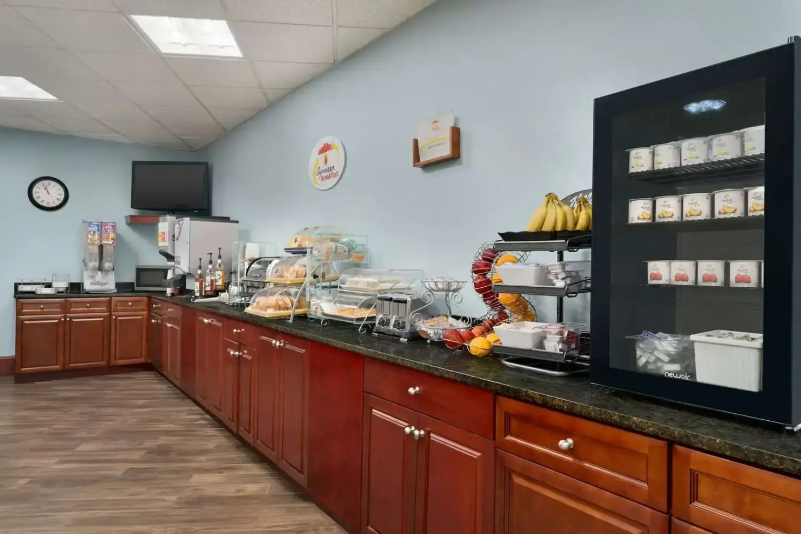 Super 8 by Wyndham West Greenwich/Providence