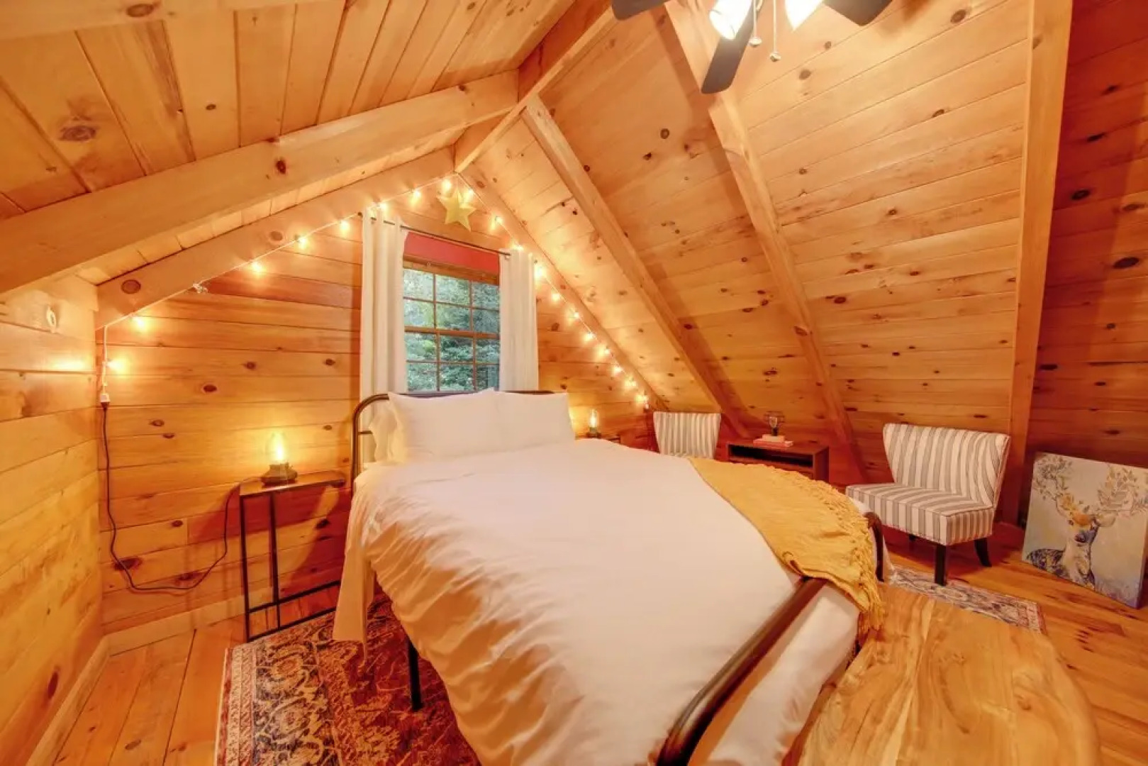 Charming Blue Ridge Mountain Cabin w/ Hot Tub