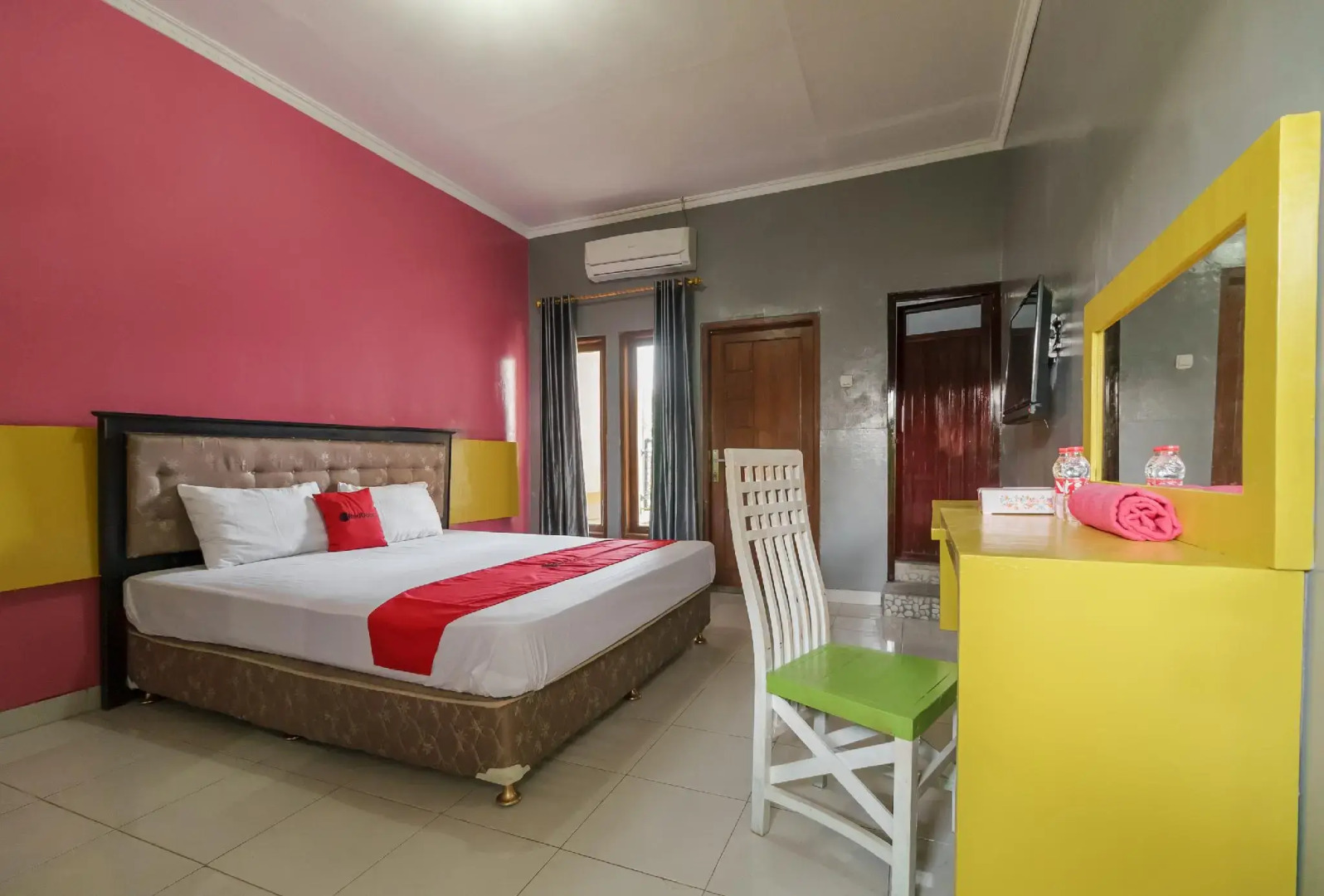 RedDoorz Syariah @ Colomadu 2