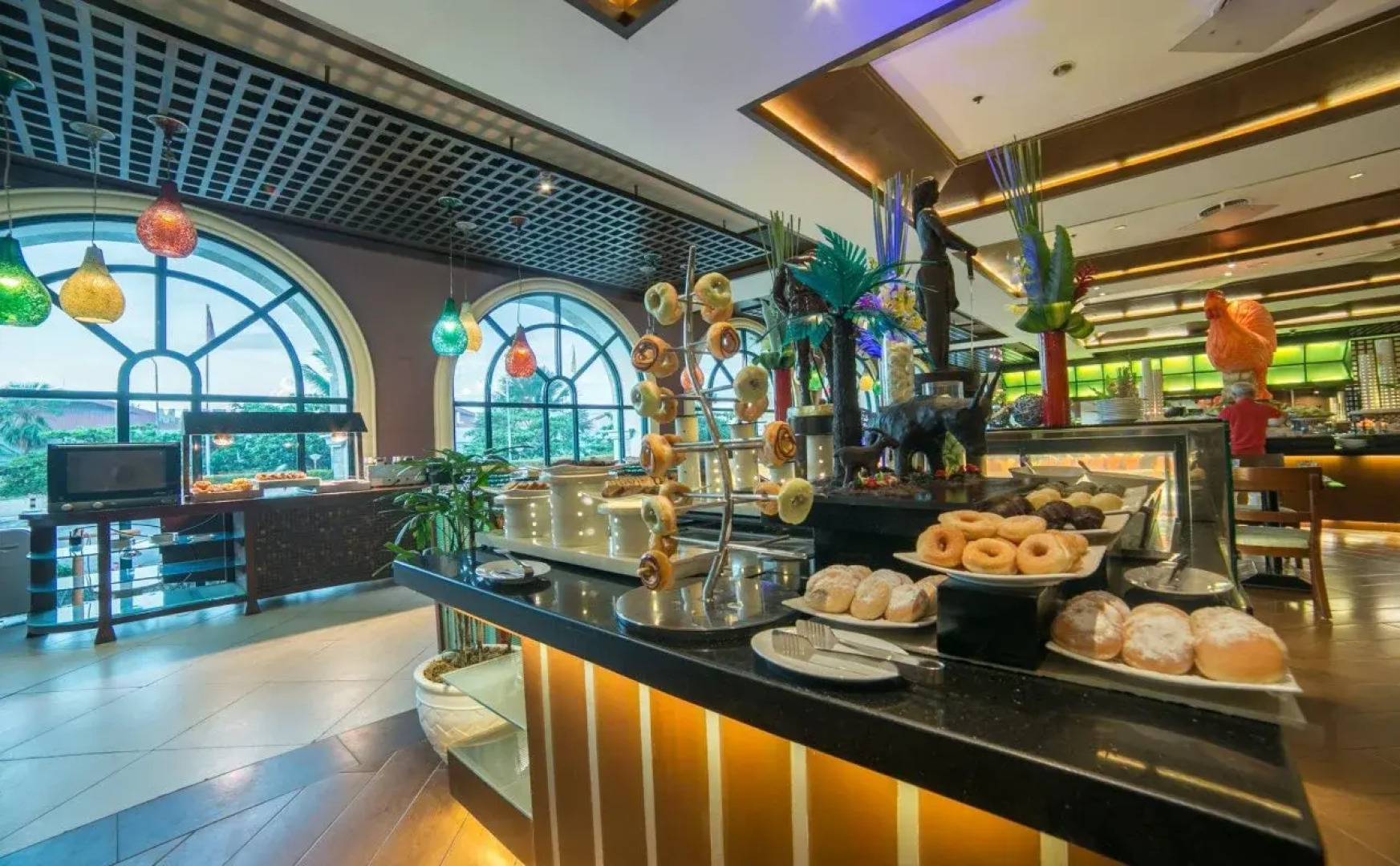 Waterfront Airport Hotel & Casino