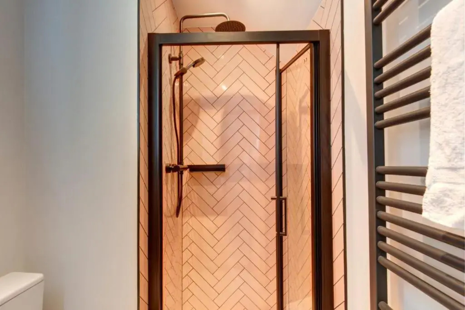 The Railway Hotel by Barefoot Retreats