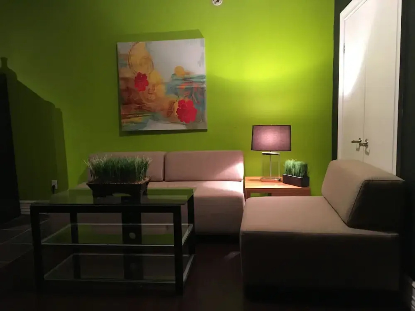 NYC 10 Mins, 6 Luxury Affordable Multi Bedroom Apartments