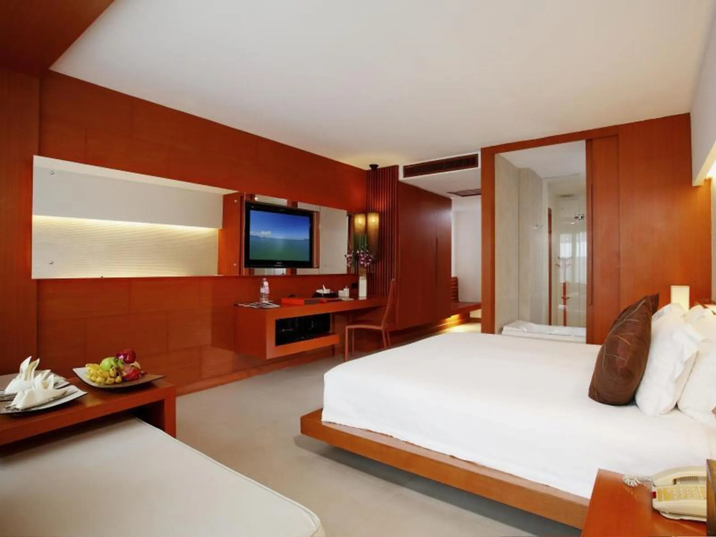 Курортный отель La Flora Resort Patong