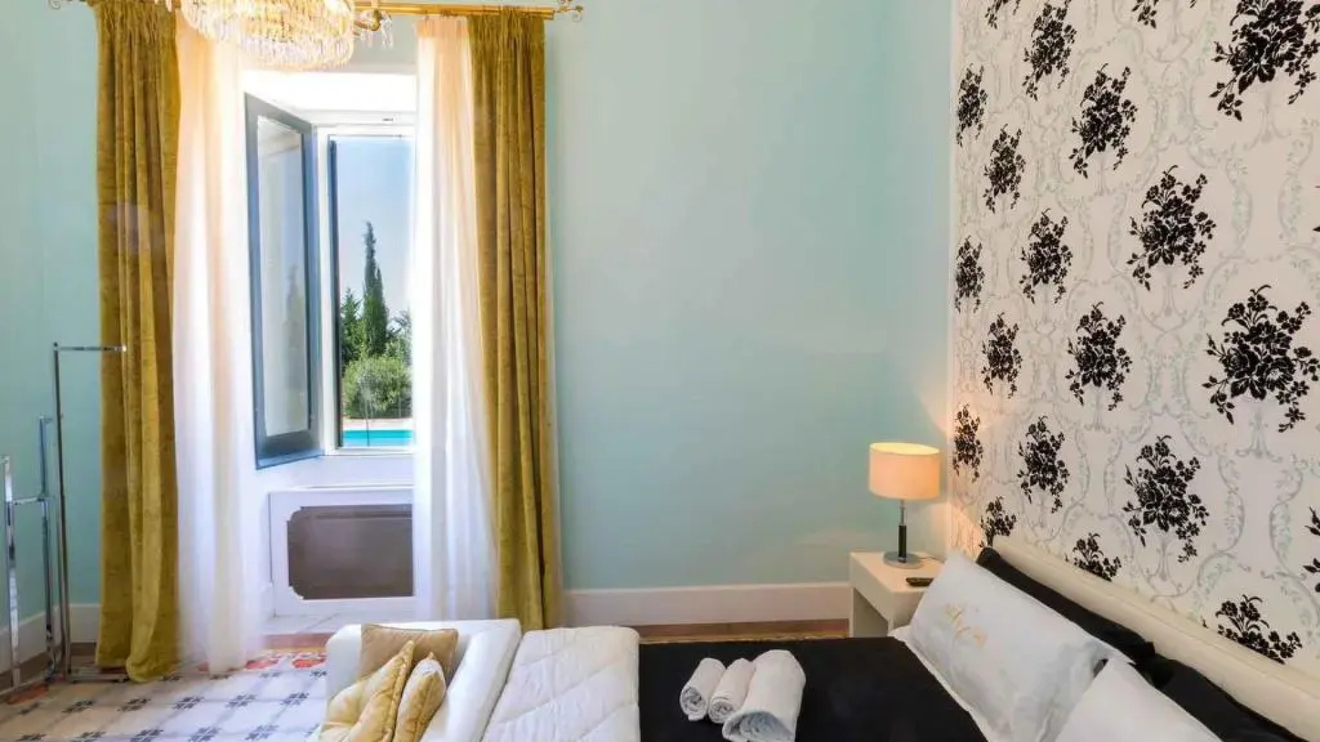 VILLA CAPOZZA 18&2, Emma Villas