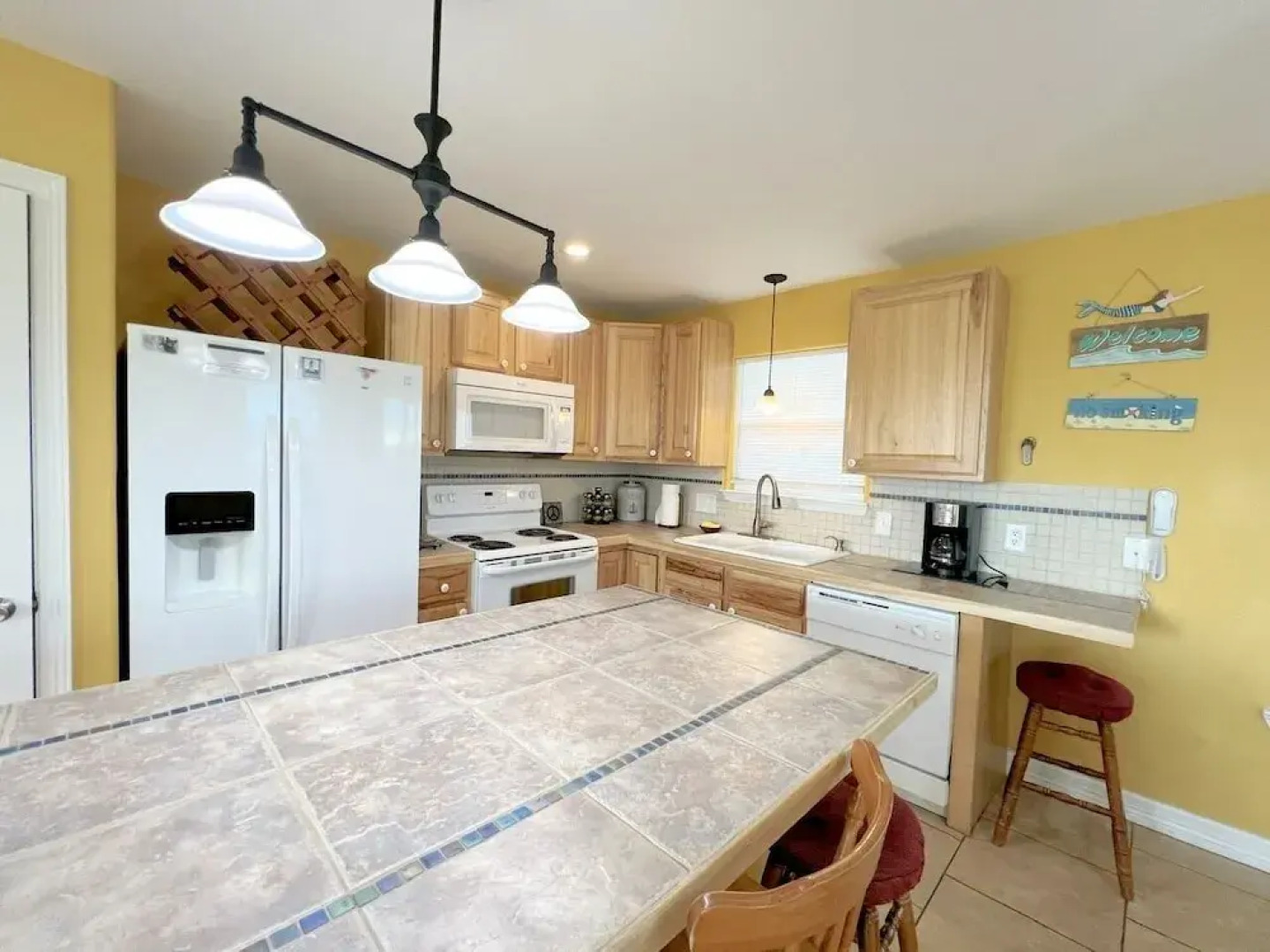 Abby Sands Castle 2 Bedroom Home by RedAwning