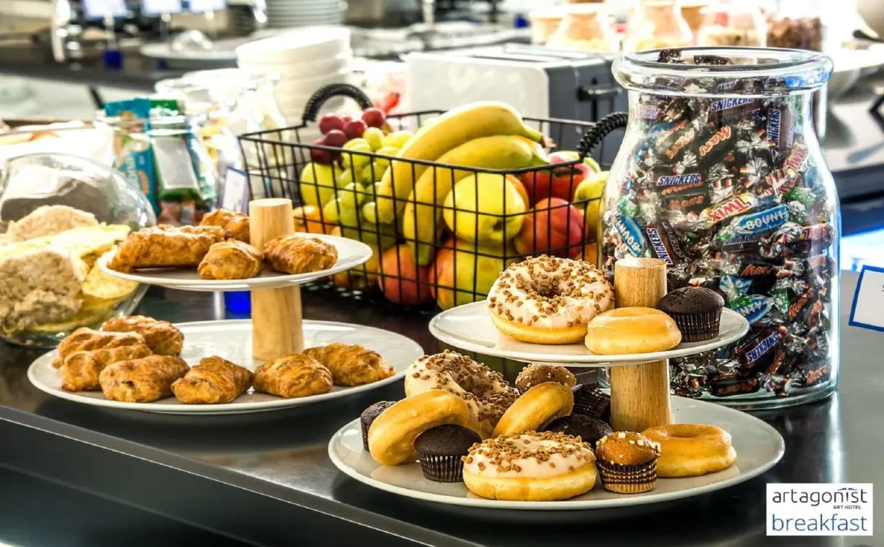 Отель Art Artagonist