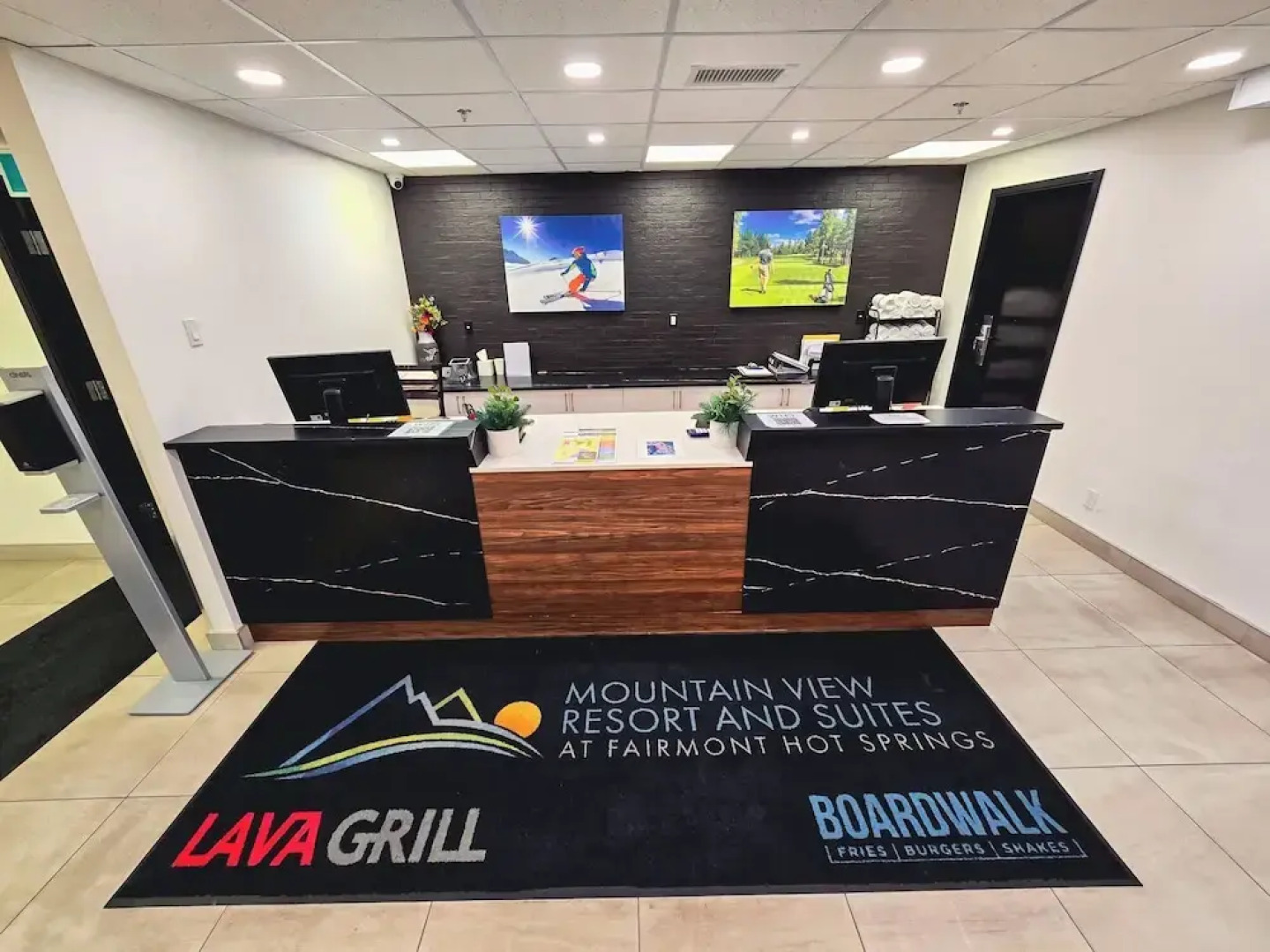 Mountain View Resort and Suites at Fairmont Hot Springs