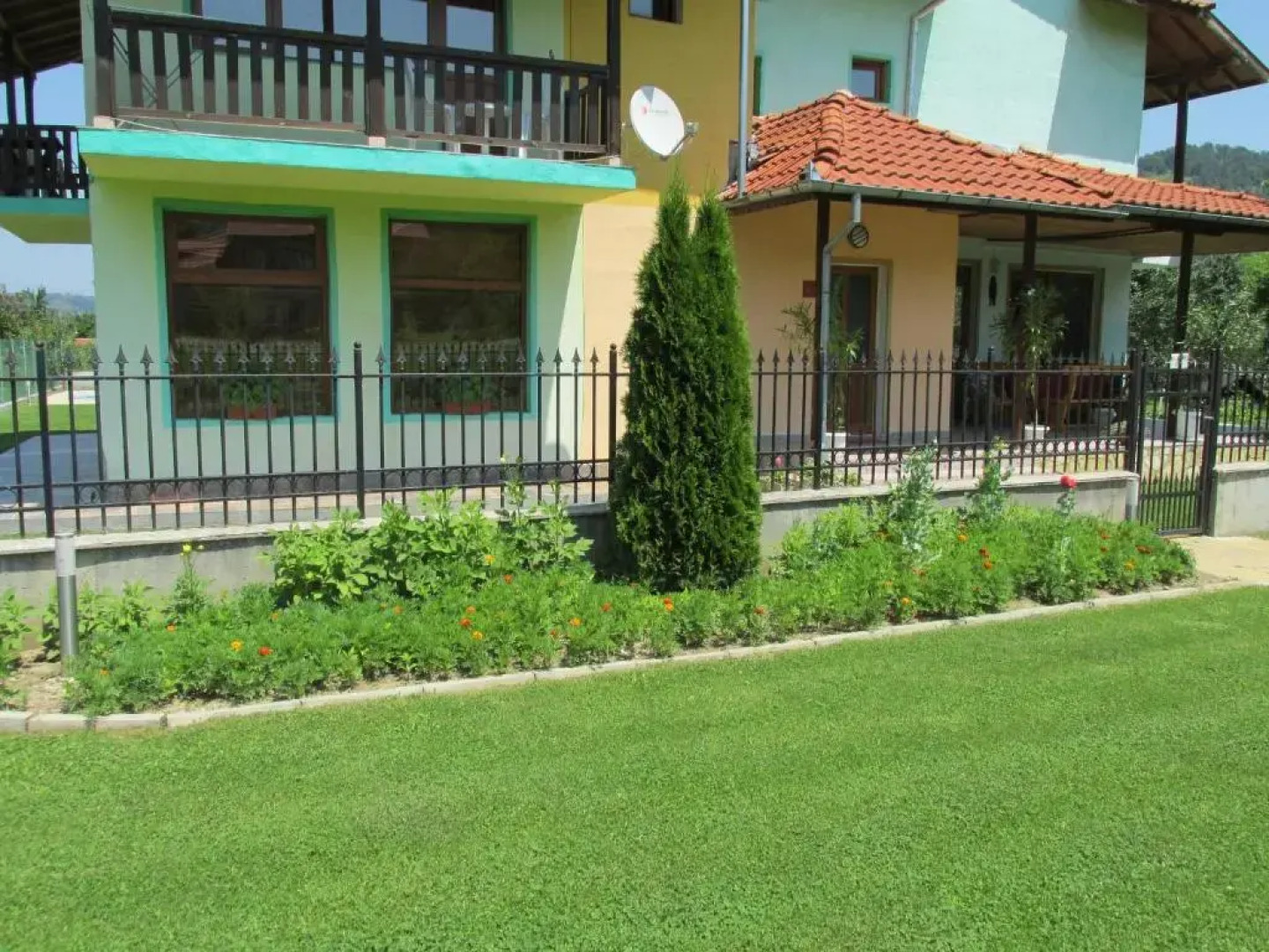 Pri Orehite Guesthouse