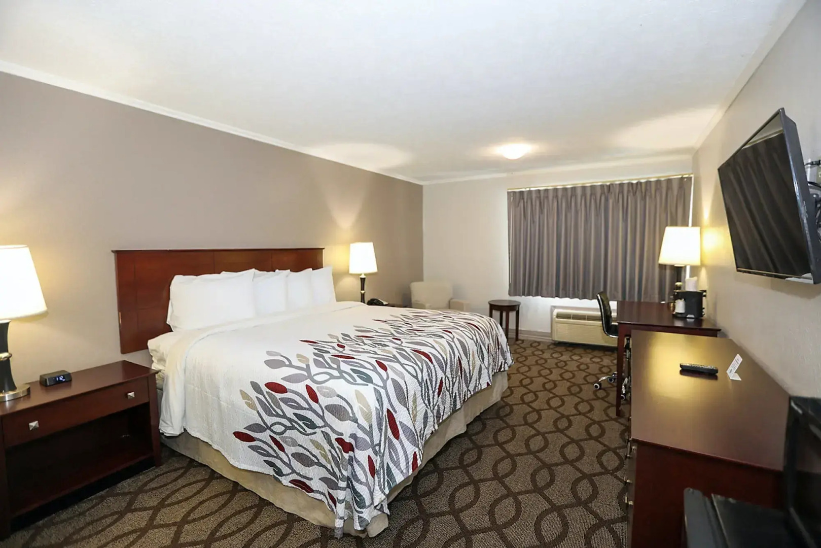 Red Roof Inn & Suites Lexington - Hamburg