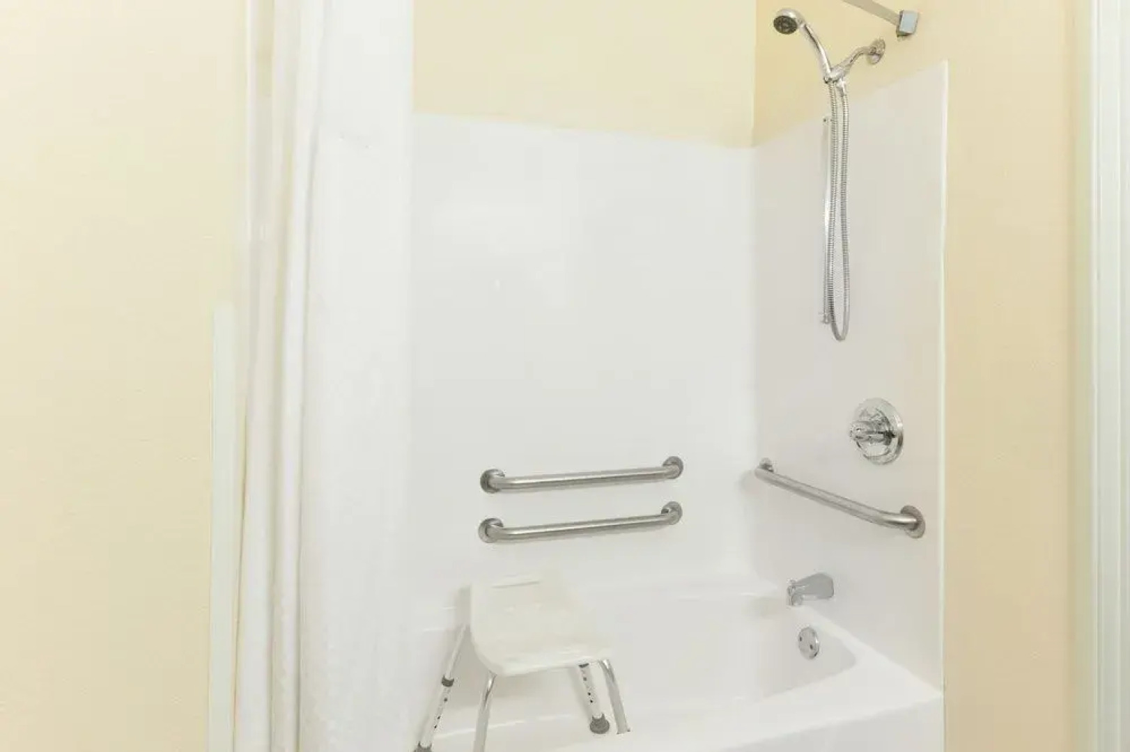 Super 8 Big Rapids MI