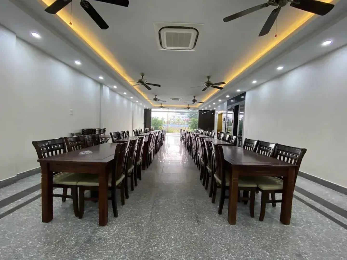 NB Hoang Gia 1 Hotel