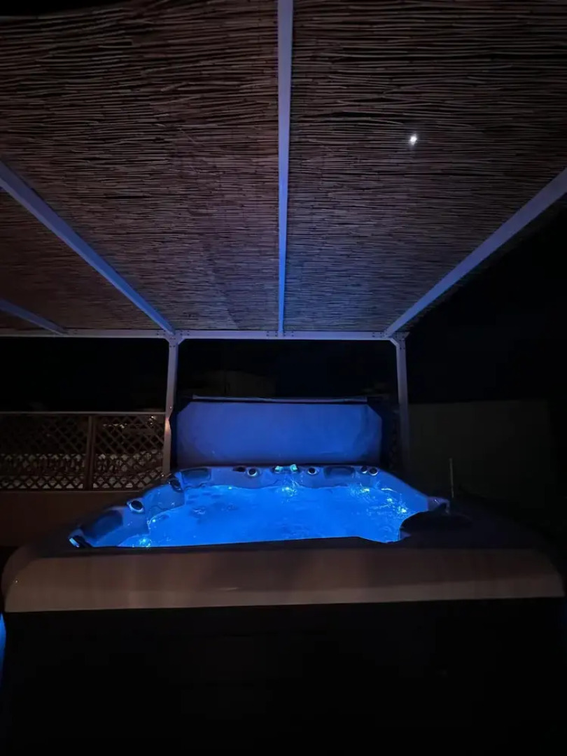 Ta' Pinu Spa Suite - Luxury Heritage Living