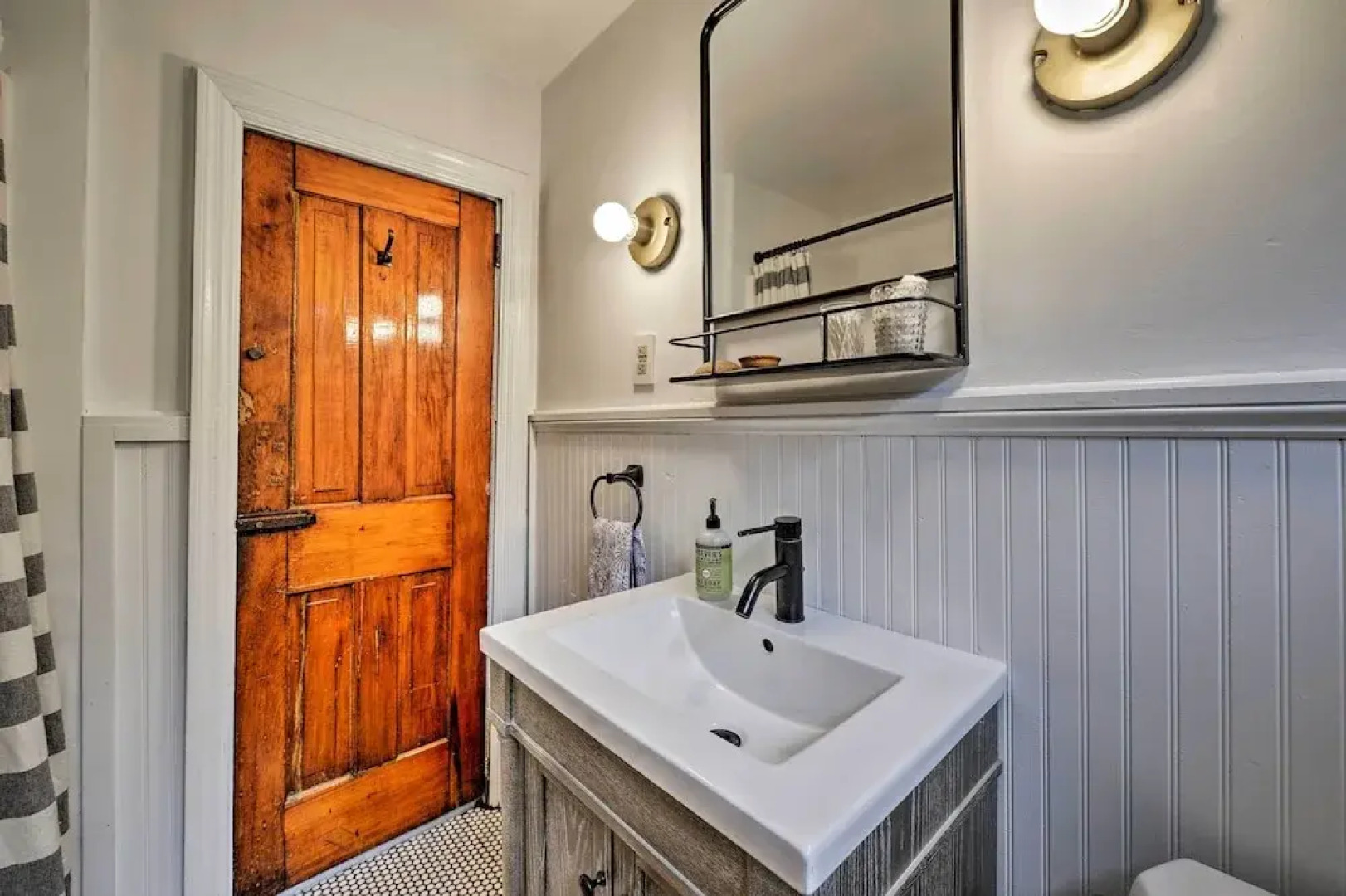 'poplar Cottage' Minutes to Stone Harbor Beaches!