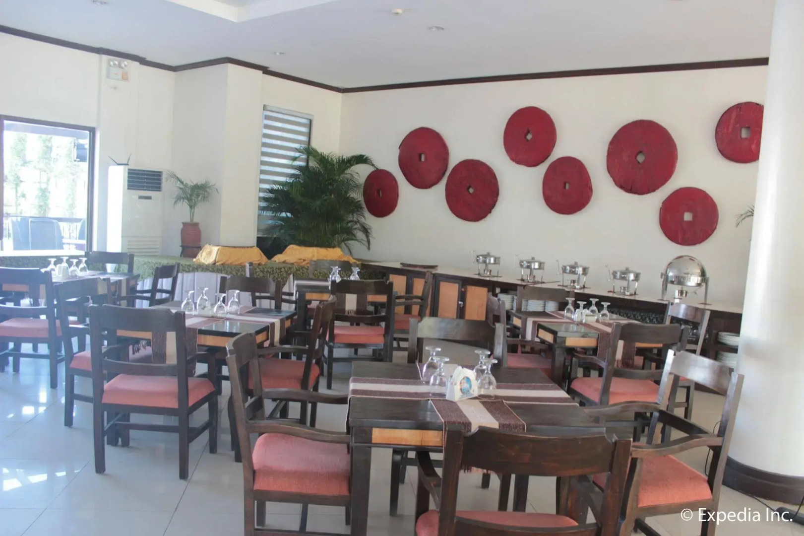 Plaza del Norte Hotel and Convention Center