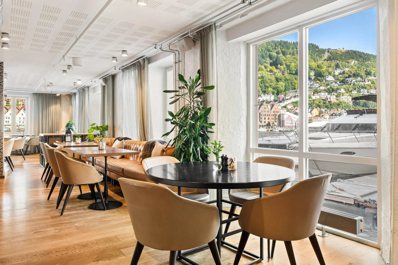 Clarion Hotel Admiral