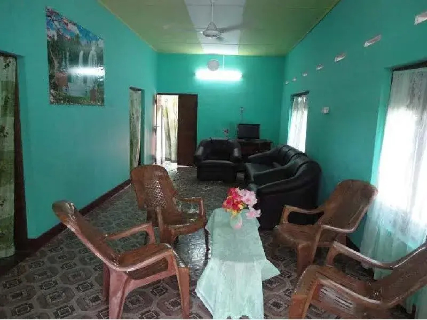 Luckmins Guest House