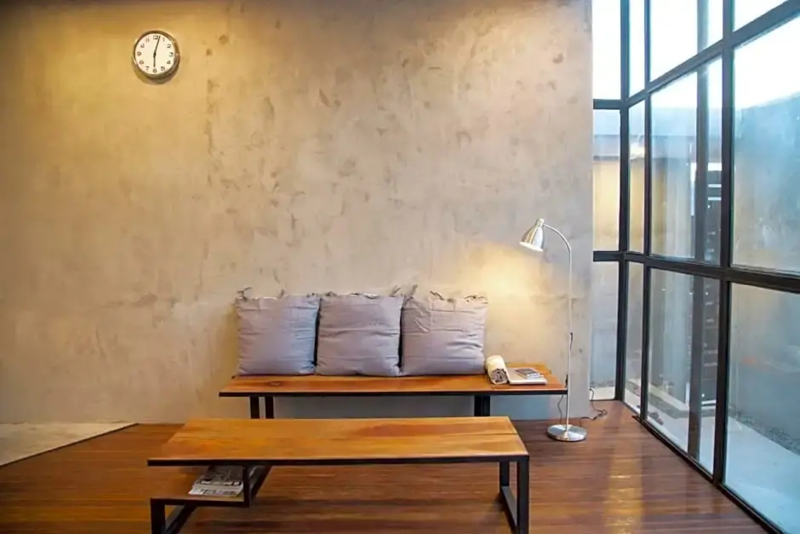 Flores Passport House