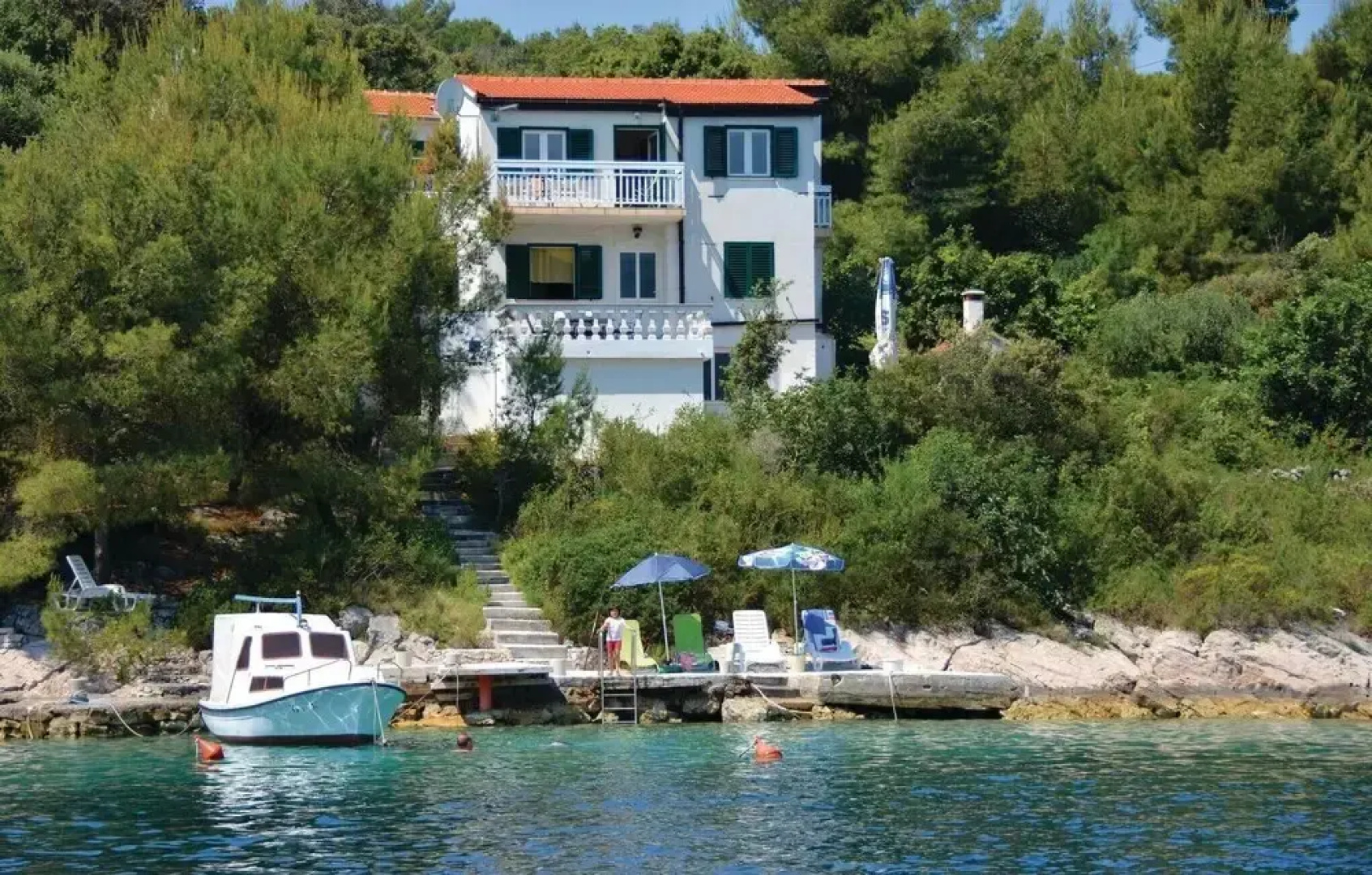 Beautiful Home in Drvenik Veliki With Wifi and 4 Bedrooms