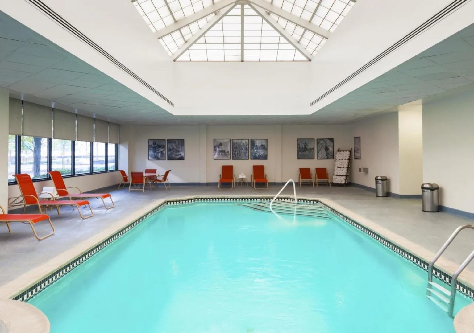 Sheraton Lincoln Harbor Hotel