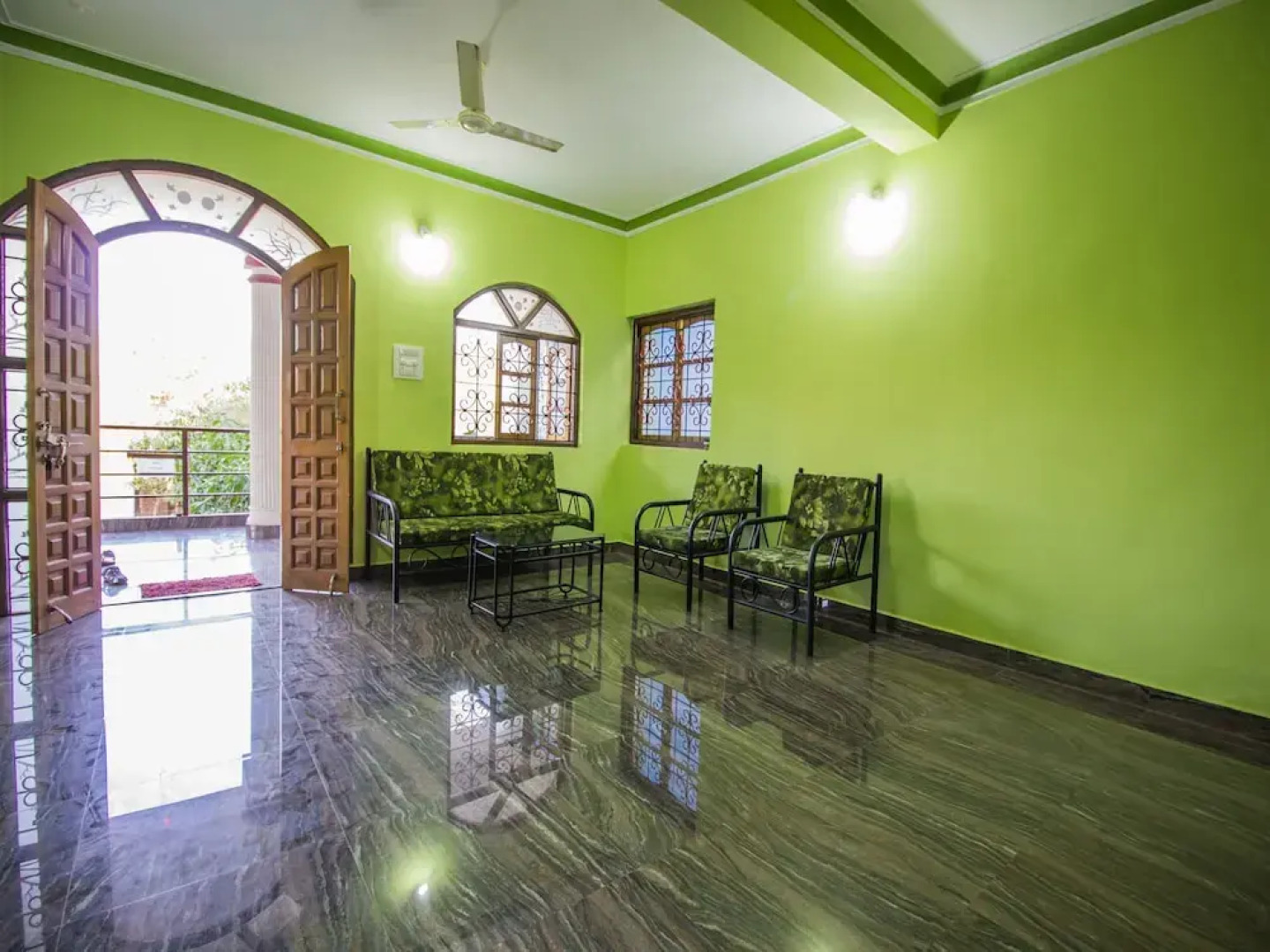 OYO 12829 Home Graceful 2BHK Ashwem