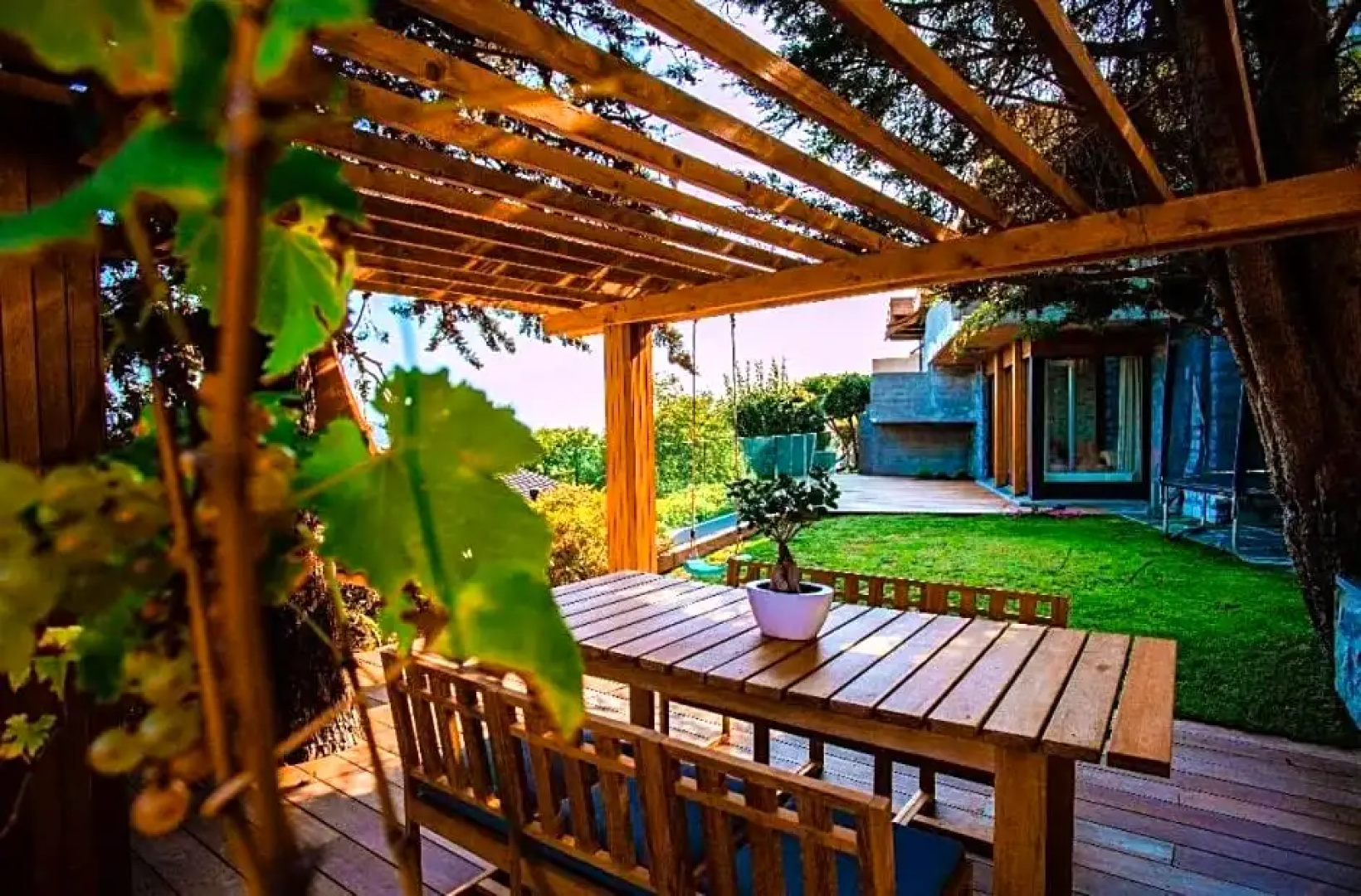 Family suite with garden and amaizing view to Lugano