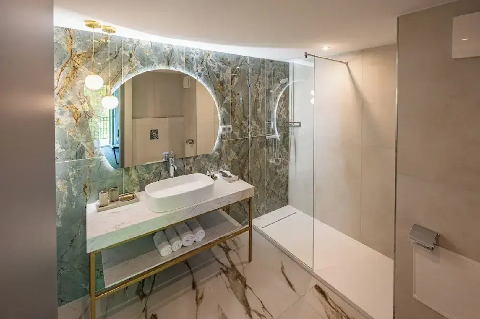 Hotel Azúr Prémium